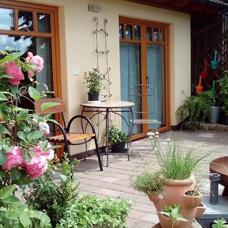 Apartment Mit Gartenblick Eckersdorf Экстерьер фото