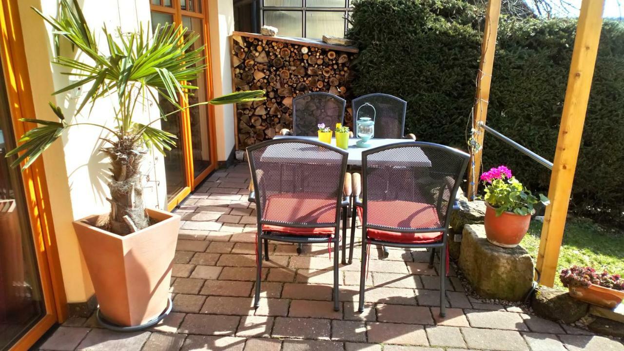 Apartment Mit Gartenblick Eckersdorf Экстерьер фото